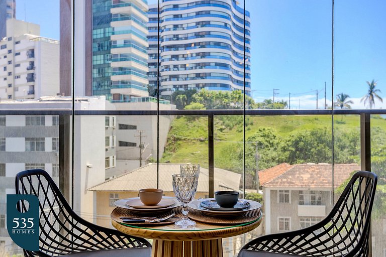 Experience the city of Salvador steps by the beach