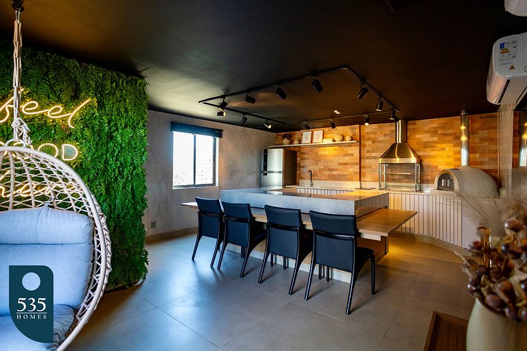 Apartment in Armação steps from the Sea