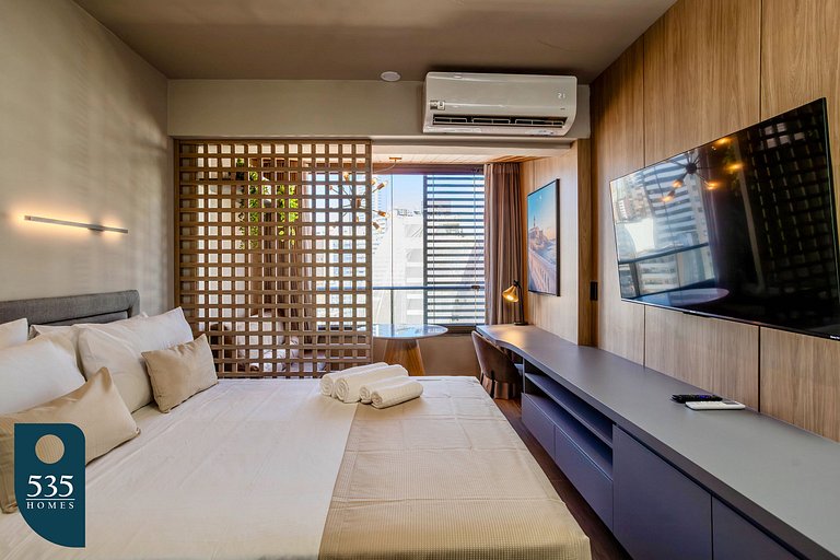 Stay in Barra in a studio near the beach