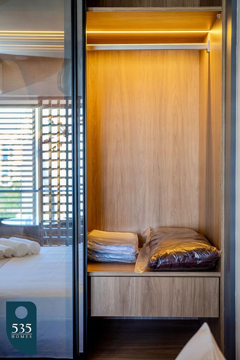 Stay in Barra in a studio near the beach