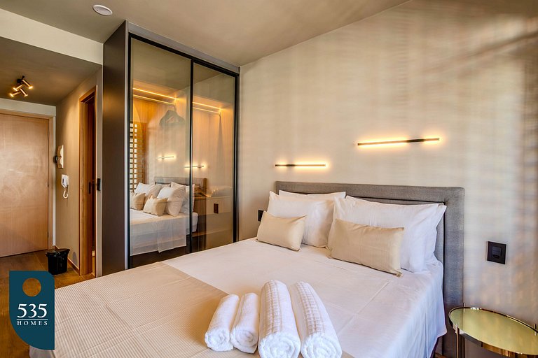 Stay in Barra in a studio near the beach