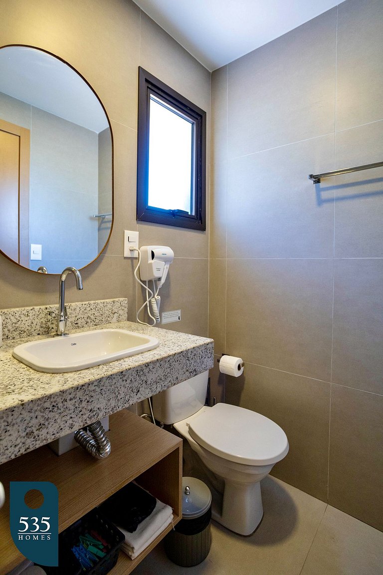 Studio with sea view steps from Barra Beach