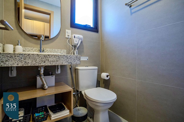 Studio with sea view steps from Barra Beach