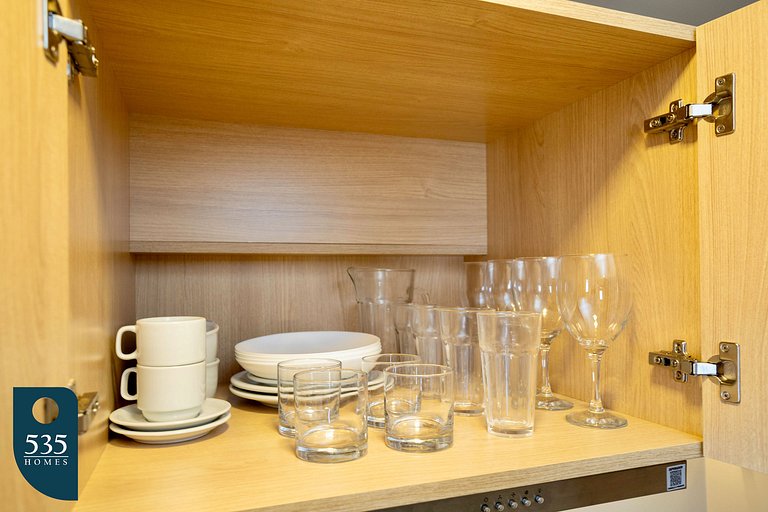 Studio with sea view steps from Barra Beach