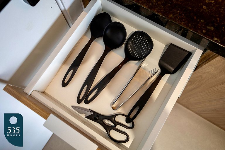 Studio com vista mar na orla do Rio Vermelho