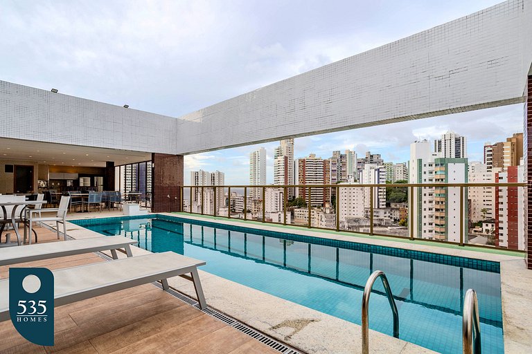 15th Floor Bedsitter in a Condominium in Graça