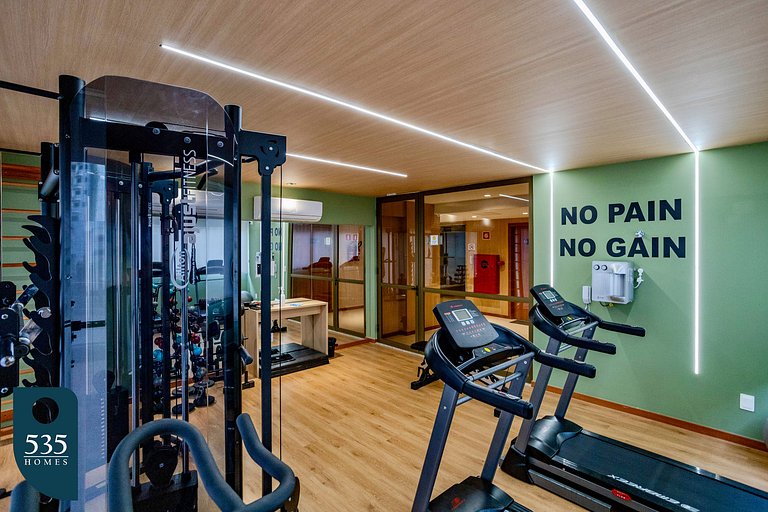 Studio no 15º andar de condomínio na Graça