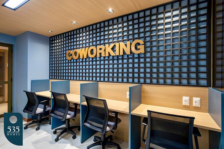 15th Floor Bedsitter in a Condominium in Graça