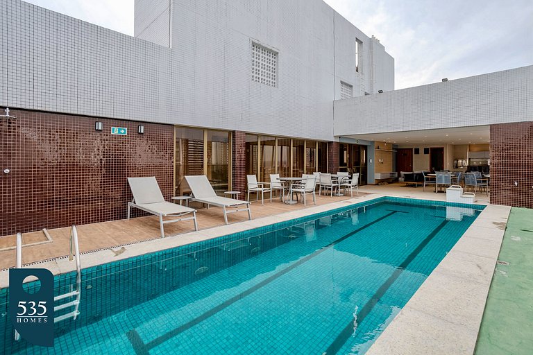 15th Floor Bedsitter in a Condominium in Graça