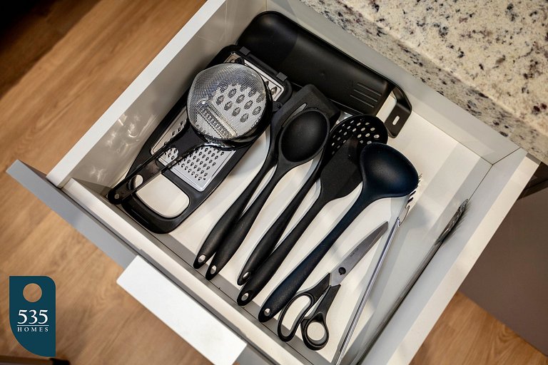 Studio equipado na Barra a 200m do mar