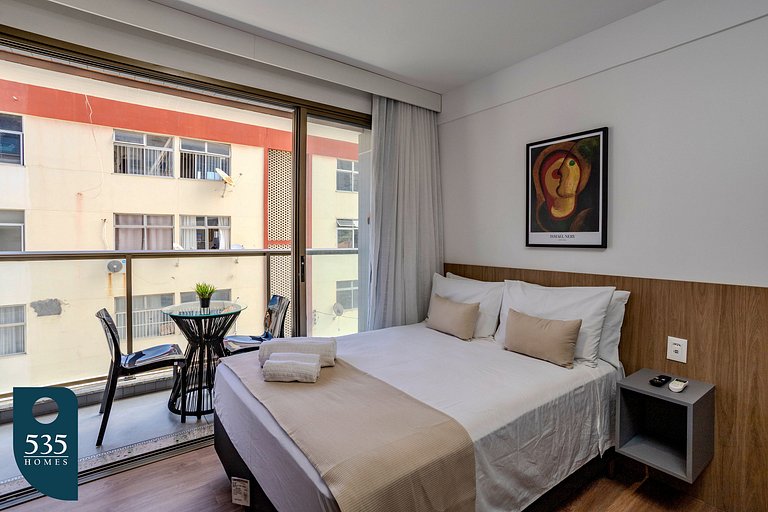 Studio equipado na Barra a 200m do mar