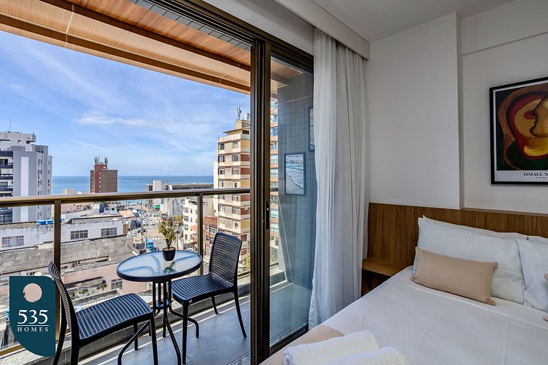 Wake up in Studio in Barra near the mall