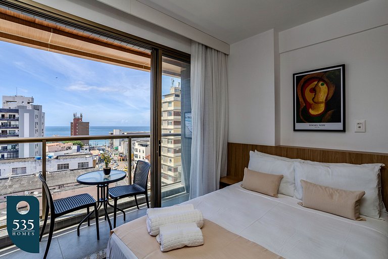 Stay in a Studio in Barra Near the Shopping Mall