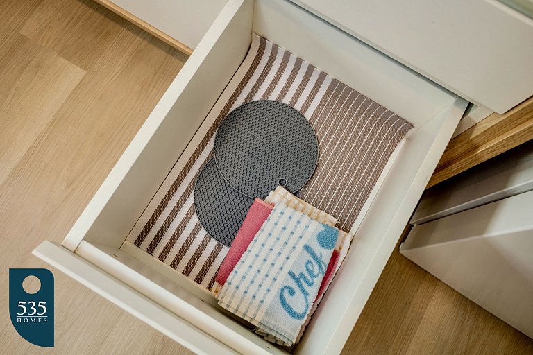 Fully equipped bedsitter apartment in Federação