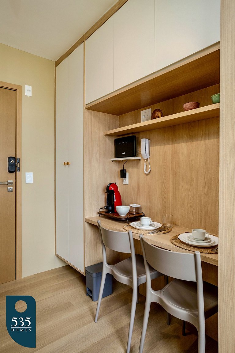 Fully equipped bedsitter apartment in Federação