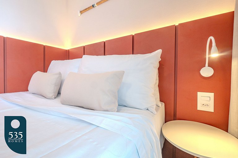 Wake up in Barra with wide open beach views