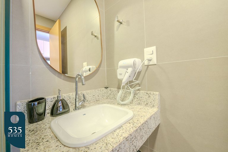 Wake up in Barra with wide open beach views