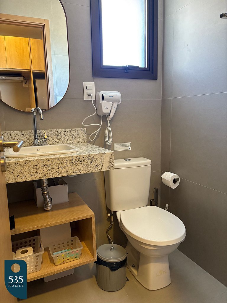 Acorde com vista para o mar e farol da barra