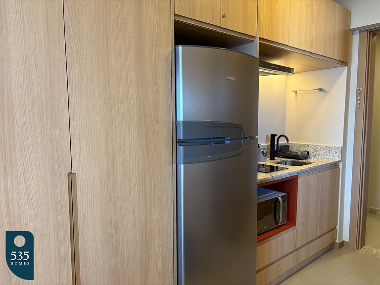 Wake up to a view of the sea and the lighthouse