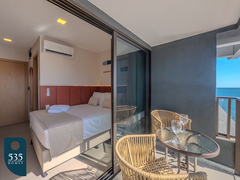 7th floor in Barra with a view of the Carnaval