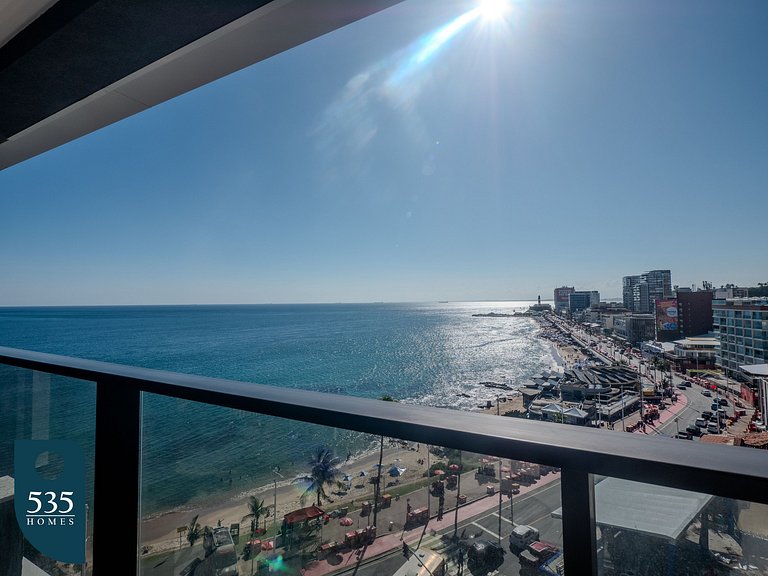 7º andar na Barra com vista para o circuito