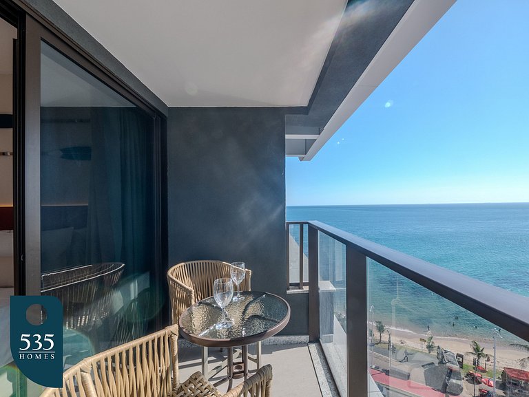 7º andar na Barra com vista para o circuito