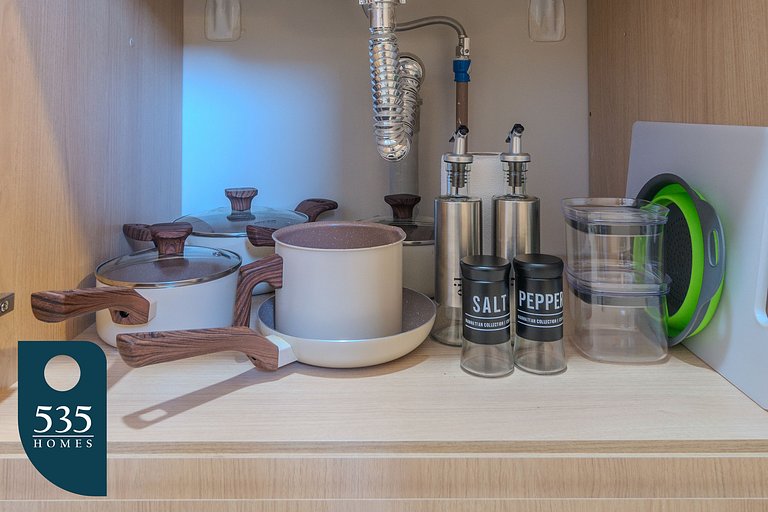 Visite a orla da Barra com vista ampla para o mar