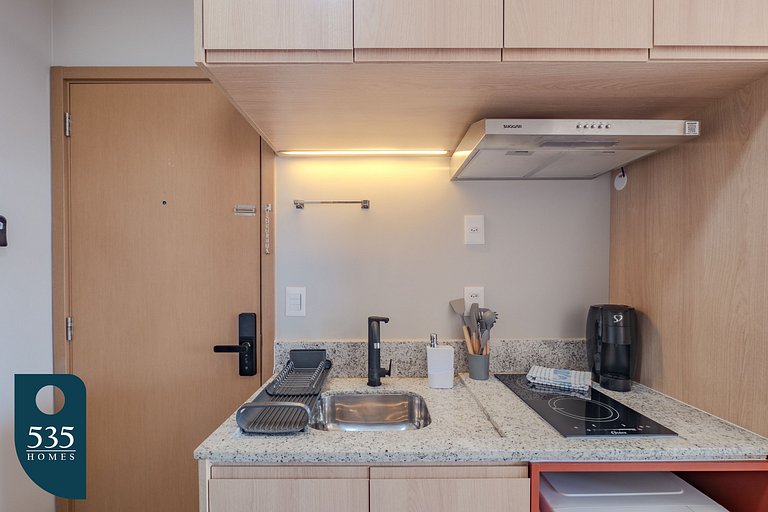 Visite a orla da Barra com vista ampla para o mar