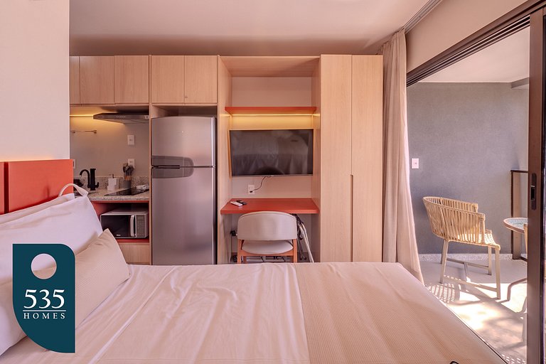 Visite a orla da Barra com vista ampla para o mar