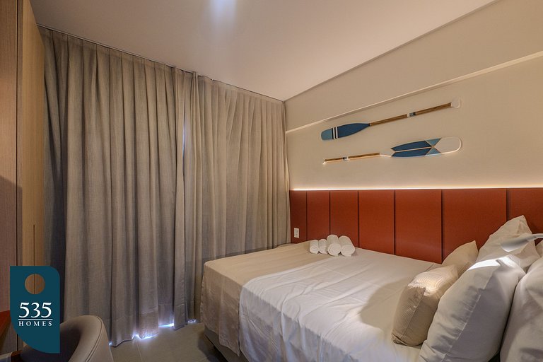 Experience Barra’s waterfront with a wide sea view