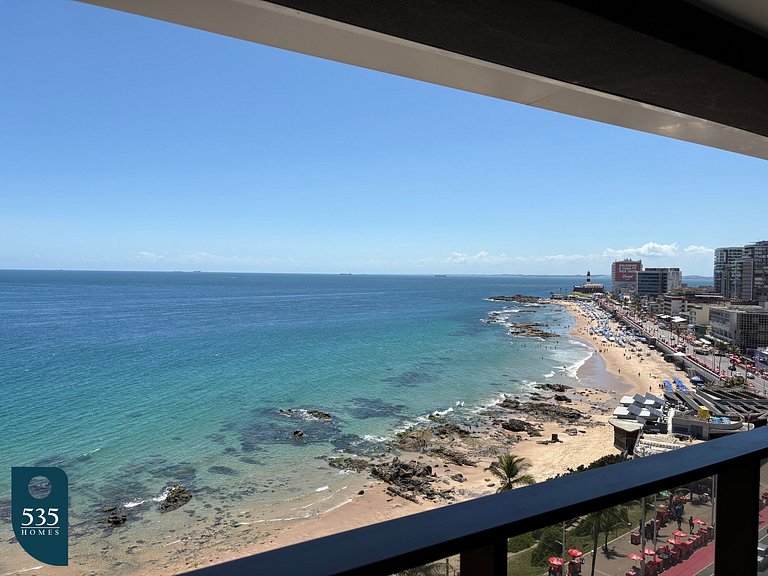 Sea and Carnaval view from high floor in Barra