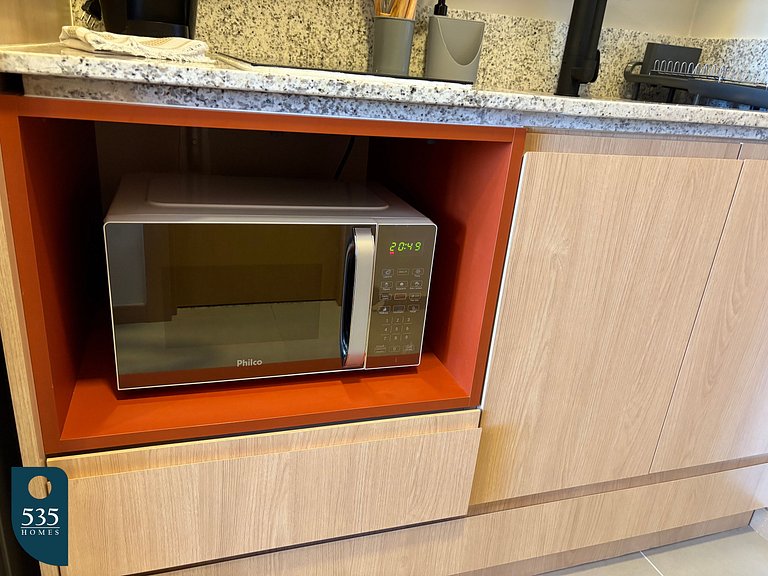 Sea and Carnaval view from high floor in Barra