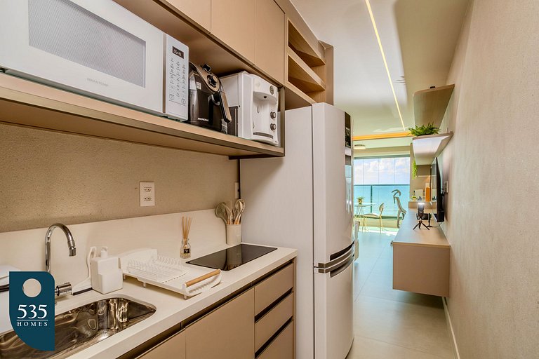 Acorde na Armação com vista ampla para o oceano