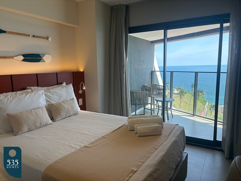 Your space in Barra with elevated view of the sea