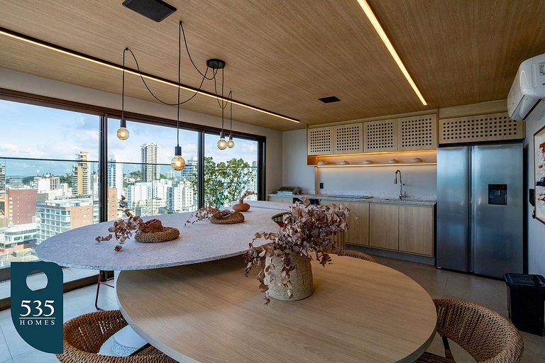 Barra waterfront on 10th floor with open sea view