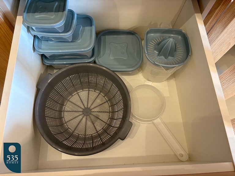 Enjoy sea view from 11th floor 200m from the sea