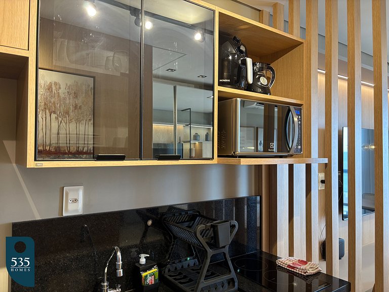 Enjoy sea view from 11th floor 200m from the sea