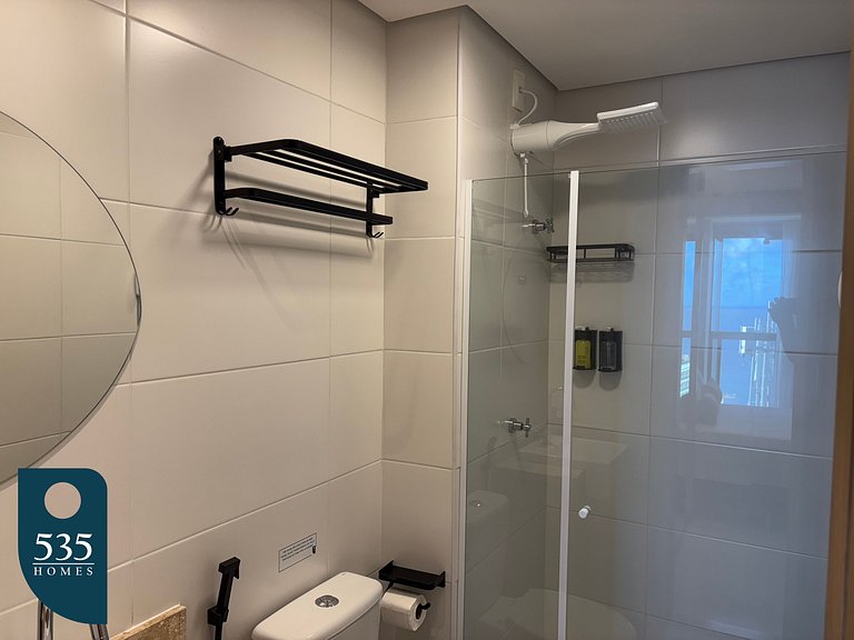 Aproveite a vista mar do 11º andar a 200m da praia