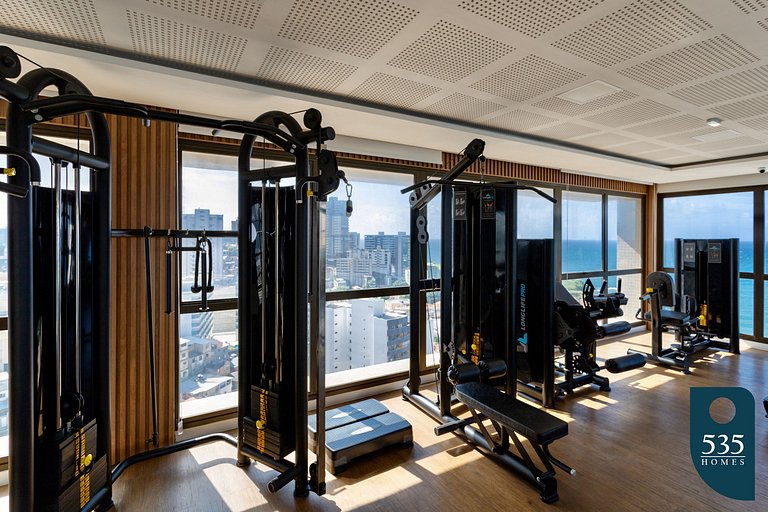 Enjoy sea view from 11th floor 200m from the beach