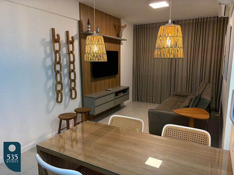 Stay in the heart of Barra, 300m from the beach