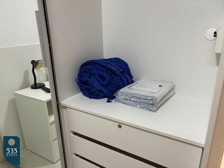 Stay in the heart of Barra, 300m from the beach