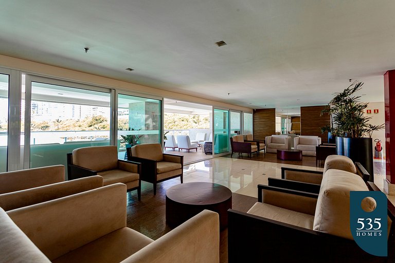 Stay in Ondina with direct beach access