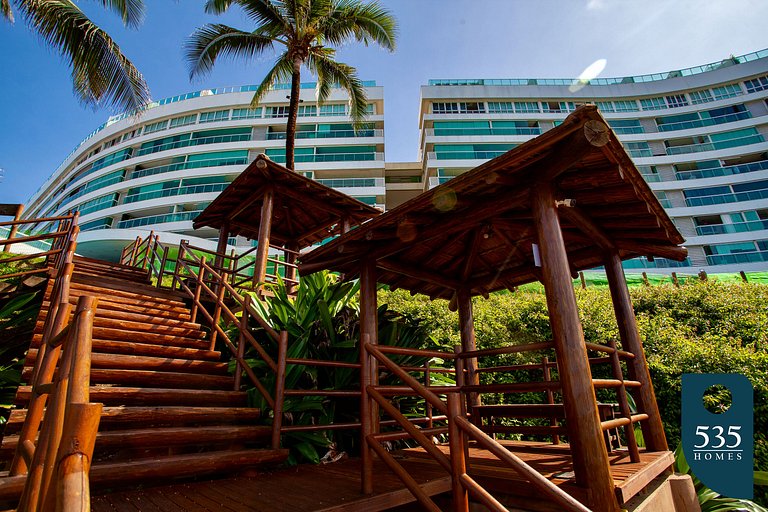 Stay in Ondina with direct beach access