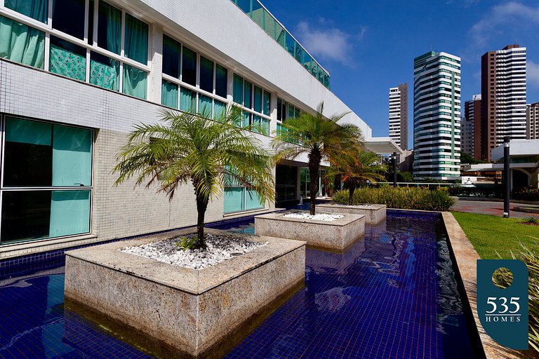 Hospede-se em Ondina com acesso direto à praia