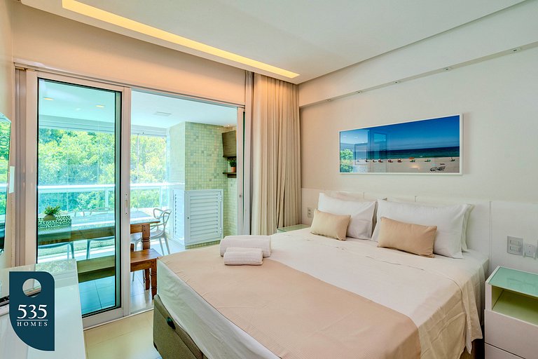 Stay in Ondina with direct beach access