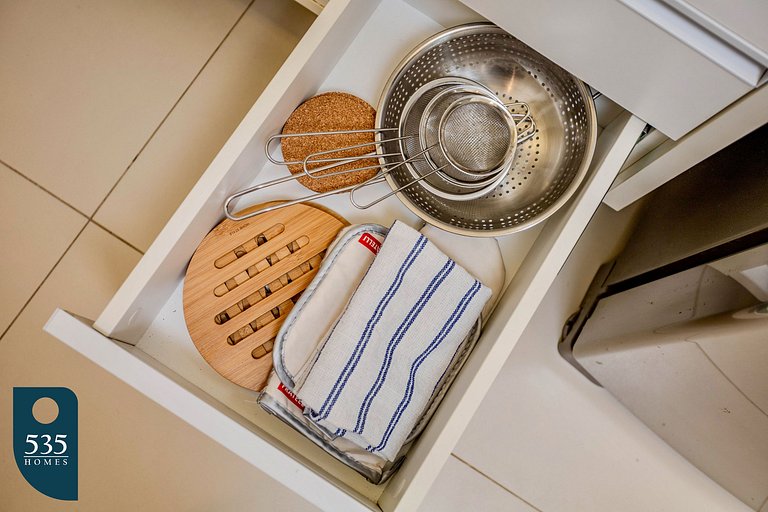 Hospede-se em Ondina com acesso direto à praia