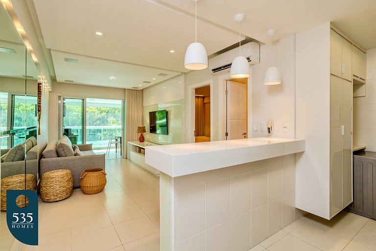 Stay in Ondina with direct beach access