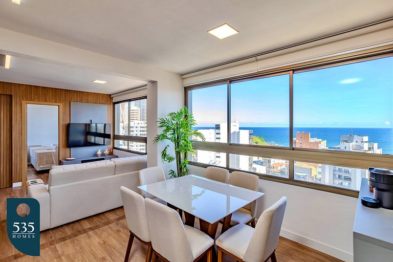 2 Suites em andar alto na Barra com vista mar