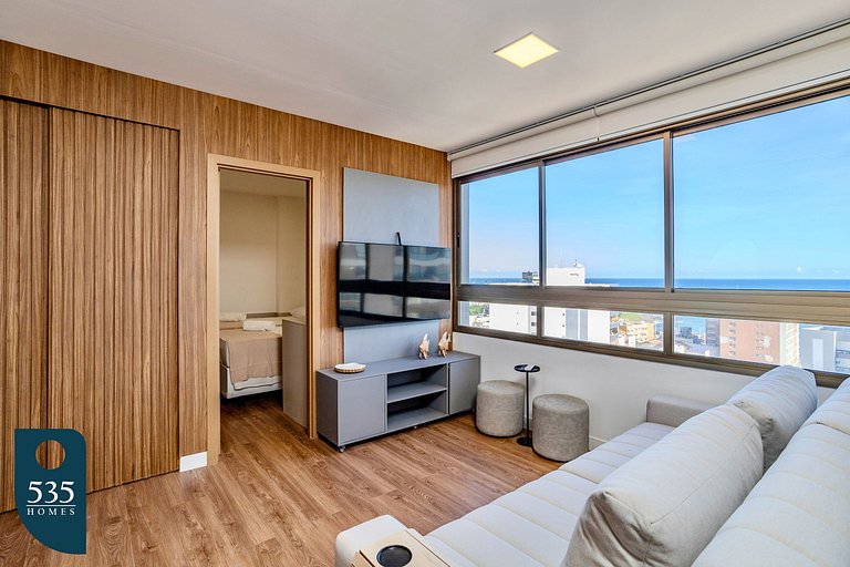 2 Suites em andar alto na Barra com vista mar