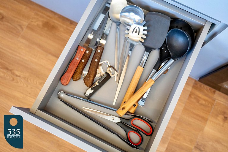 2 suites on a high floor in Barra with ocean view